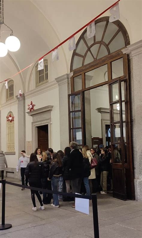 Educandato statale Setti Carraro dalla Chiesa. Milano.